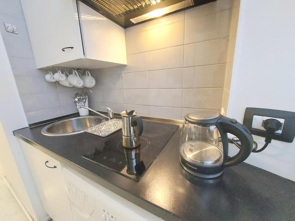 Corso Genova - Milano Navigli Appartement Buitenkant foto