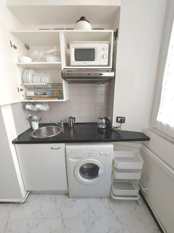 Corso Genova - Milano Navigli Appartement Buitenkant foto