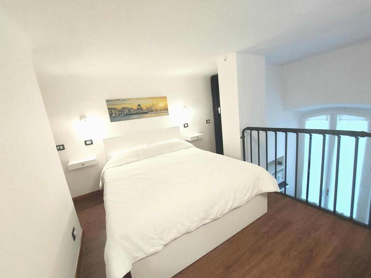 Corso Genova - Milano Navigli Appartement Buitenkant foto